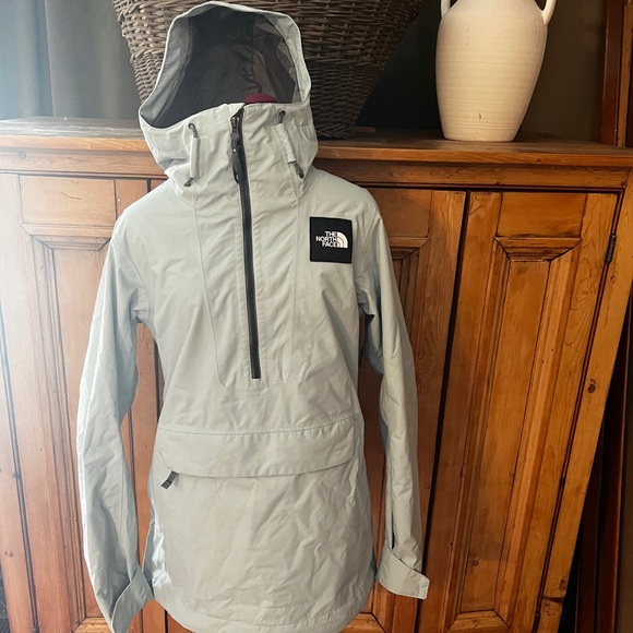 The North Face Women's Tanager Anorak Ski Jacket - Picture 2 of 11